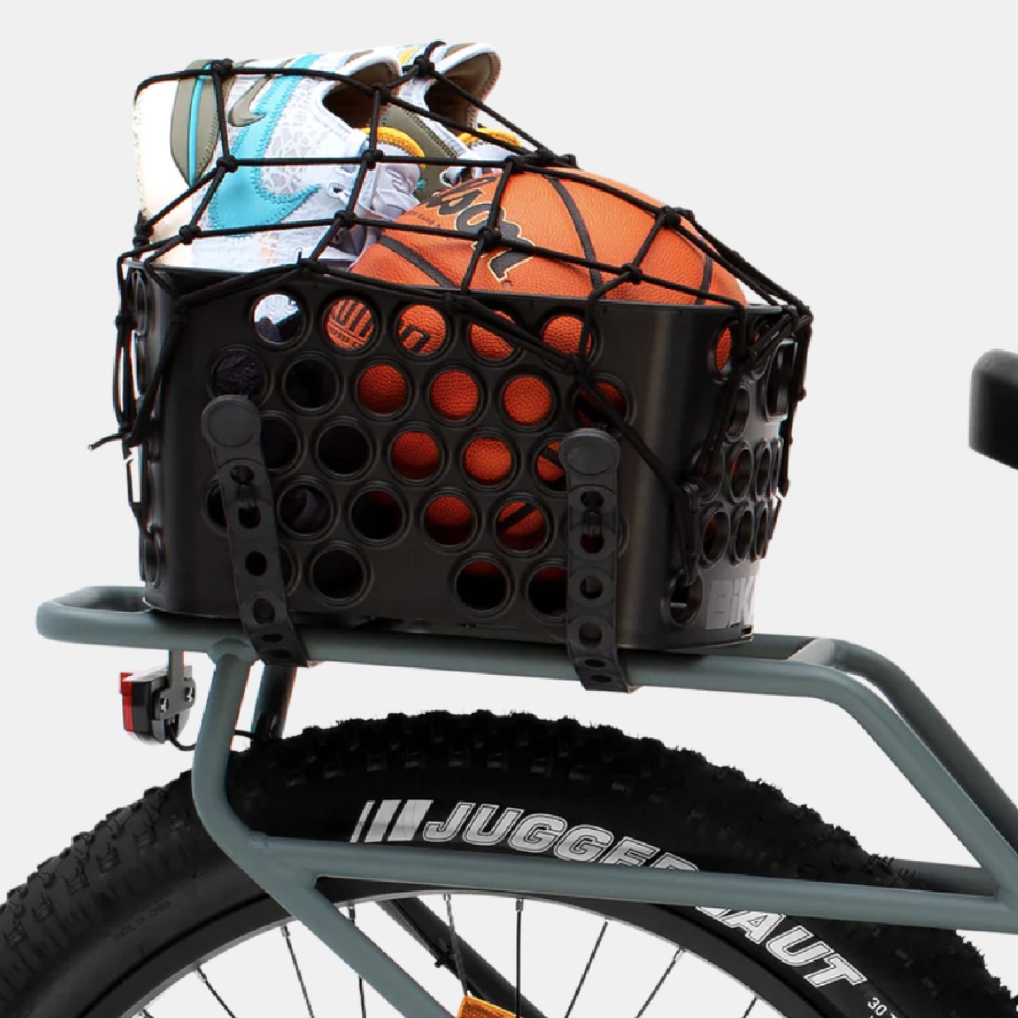 Bikase Dairyman Basket with Straps